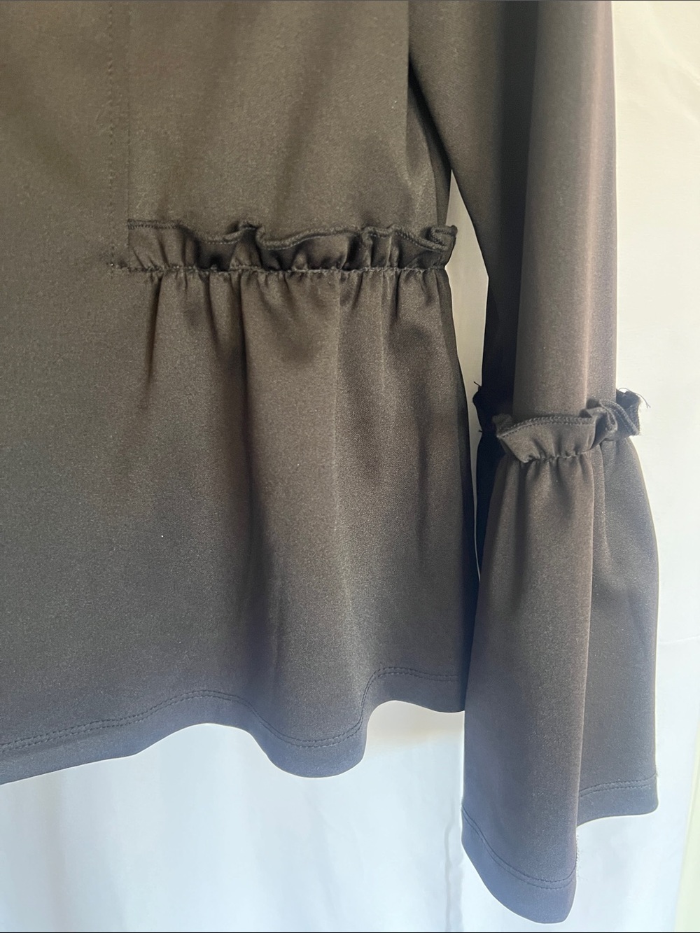 Doe & Rae Black Open-Front Ruffle Peplum Jacket - Picture 3 of 7